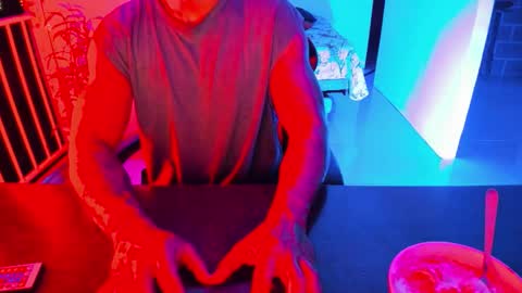 Snapshot of adam_valencia chatting on October 5, 11:13 pm Adam Valencia online show from October 5, 11:13 pm