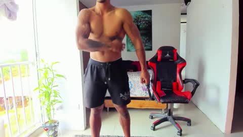 Snapshot of adam_valencia chatting on October 15, 5:24 pm Adam Valencia online show from October 15, 5:24 pm