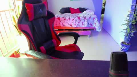 Adam Valencia online show from October 23, 7:01 pm