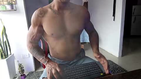 Adam Valencia online show from December 1, 6:35 pm