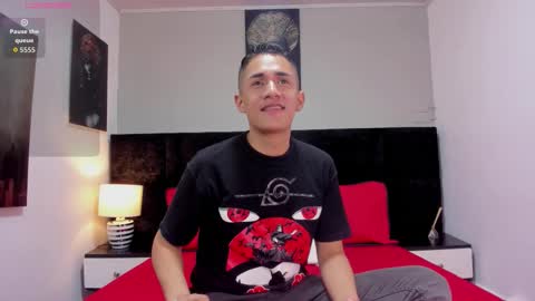 adam_walker_1 online show from March 9, 4:00 pm