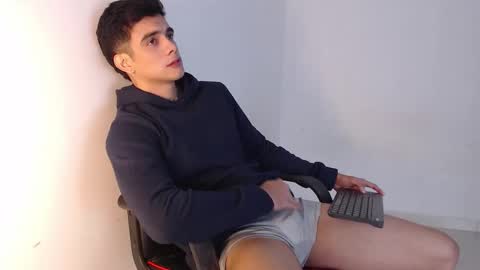 Hello guys excuse my absence I will be absent for several days for health reasons I hope you understand thank you very much. online show from October 7, 6:54 am