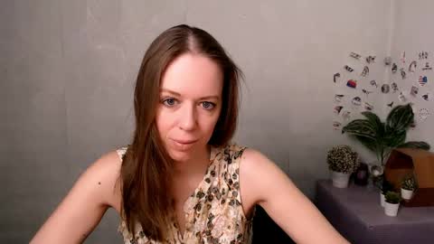 adamais_ online show from April 19, 6:46 am