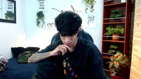 Adam online show from May 24, 1:32 am