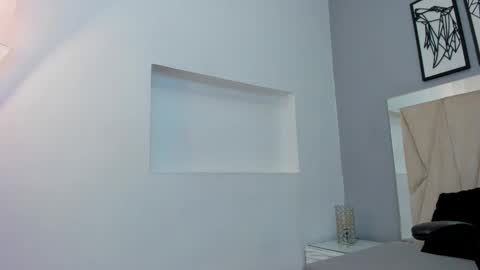 Adams Bobby online show from December 18, 11:49 am