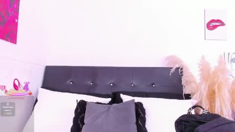 Cloe Adams  online show from May 3, 10:43 am