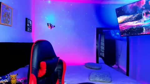 Snapshot of adams_collins chatting on November 26, 11:00 am Adams online show from November 26, 11:00 am