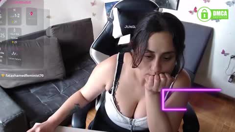 Snapshot of adams_mel chatting on October 29, 6:53 pm adams_mel online show from October 29, 6:53 pm