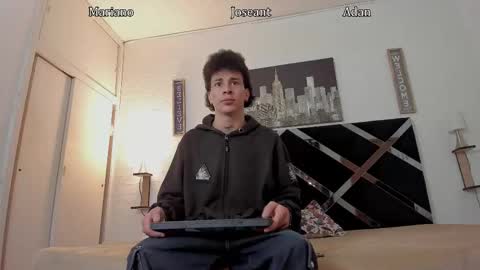 Adan Oriol online show from November 9, 4:00 am