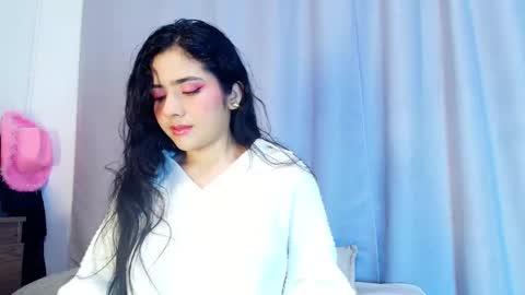  Adara Johnson  online show from November 5, 11:43 am