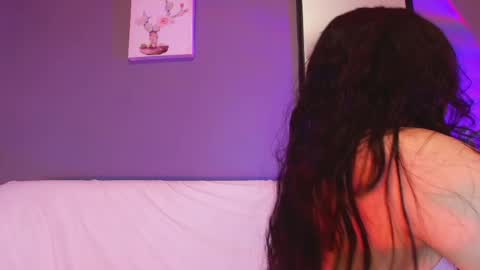 Snapshot of adara_johnson_ chatting on April 6, 11:44 am Adara Johnson online show from April 6, 11:44 am