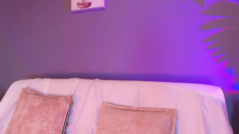  Adara Johnson  online show from April 13, 11:48 am