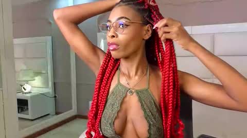 adarasmiith online show from February 5, 10:25 pm