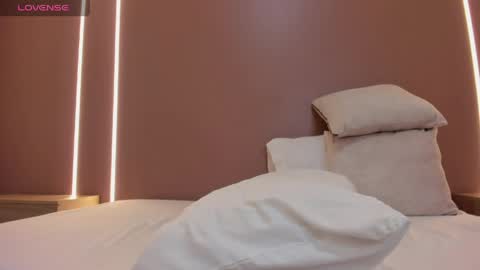 A D A R N A online show from April 15, 8:09 pm