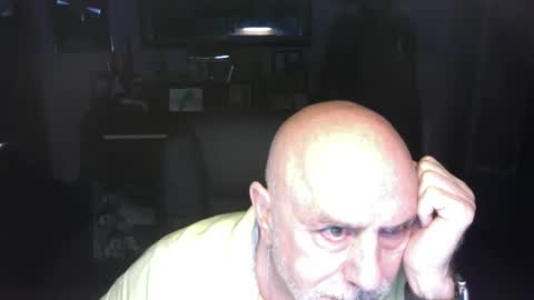 add_me_2 online show from March 5, 6:09 am