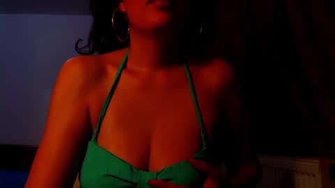 amy        online show from February 1, 11:58 pm