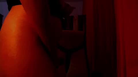 amy        online show from February 5, 11:50 pm