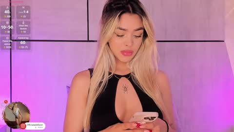 A D D I S O N  online show from January 14, 7:53 pm