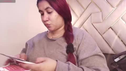 addy__02 online show from November 25, 5:35 pm