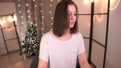 Snapshot of addy_moon chatting on December 18, 7:19 pm Addy online show from December 18, 7:19 pm