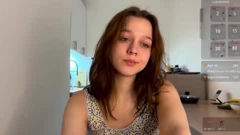 Snapshot of addy_moon chatting on October 18, 4:08 pm Addy online show from October 18, 4:08 pm