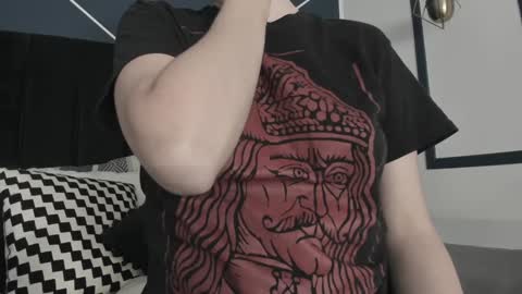 Ade  online show from January 25, 7:49 pm