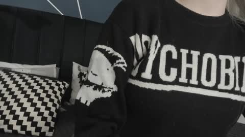 Ade  online show from January 30, 7:59 pm