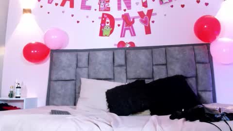 Snapshot of adela_lust chatting on February 11, 3:55 am adela online show from February 11, 3:55 am