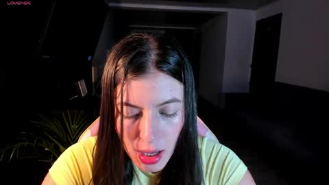 Snapshot of adela_parker chatting on May 4, 1:01 am Adela Parker online show from May 4, 1:01 am