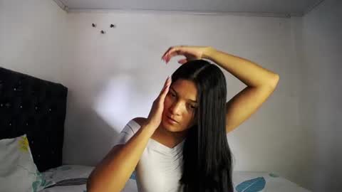 Snapshot of adela_sx chatting on July 24, 2:04 pm adela_sx online show from July 24, 2:04 pm