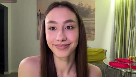 Snapshot of adelaidethilges chatting on March 2, 7:43 pm Stella online show from March 2, 7:43 pm