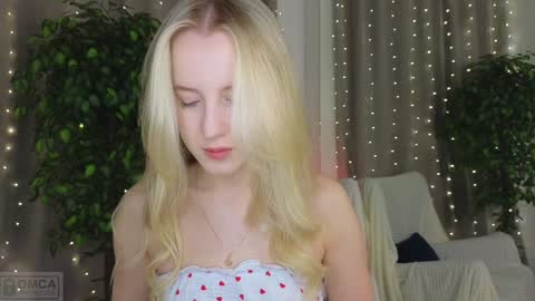 Adele online show from January 28, 6:49 pm