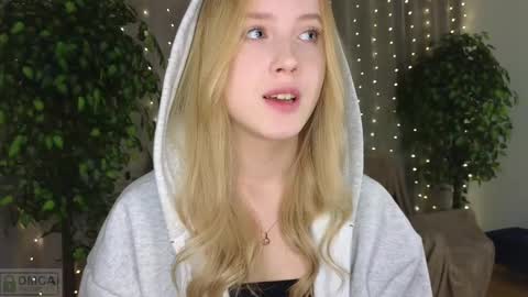 Adele online show from February 24, 9:52 pm