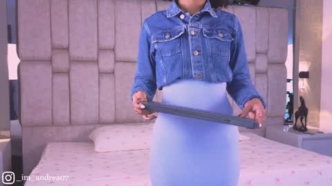 Andrea online show from April 8, 12:05 pm