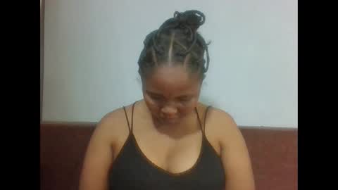 adelealy online show from November 7, 10:04 am