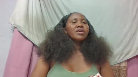 adelealy online show from January 18, 6:34 pm