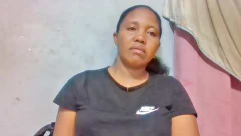 adelealy online show from June 15, 1:19 am