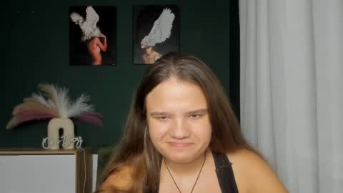 adelecruzz online show from July 3, 12:11 pm