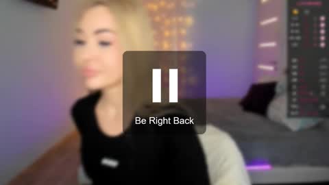 Adele online show from February 10, 5:14 am