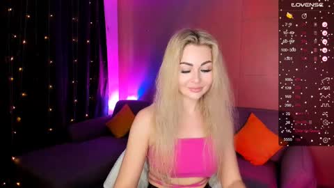 Adele online show from February 20, 10:16 am