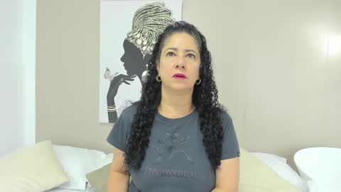 Snapshot of adelesmithh chatting on January 31, 11:35 am Adele Smithh online show from January 31, 11:35 am