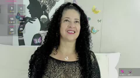 Snapshot of adelesmithh chatting on October 15, 11:32 am Adele Smithh online show from October 15, 11:32 am