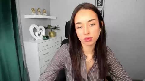 Adele online show from February 18, 6:53 am