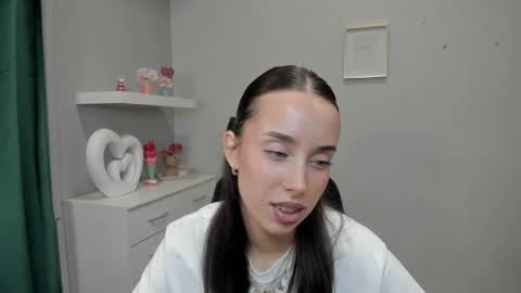 Adele online show from April 15, 5:58 am