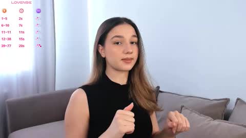 Snapshot of adelexx_zll chatting on March 1, 4:36 am adelexx_zll online show from March 1, 4:36 am