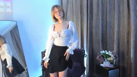 Adelin online show from October 13, 3:23 pm