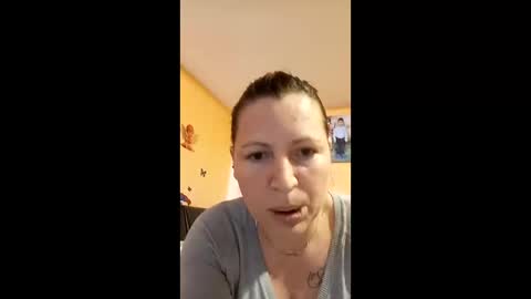 Snapshot of adelina561627 chatting on March 23, 8:29 am adelina561627 online show from March 23, 8:29 am