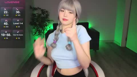 Adelina Pinky online show from May 30, 3:36 am