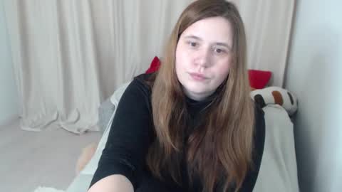 Snapshot of adelinalawson chatting on March 4, 5:45 pm adelinalawson online show from March 4, 5:45 pm