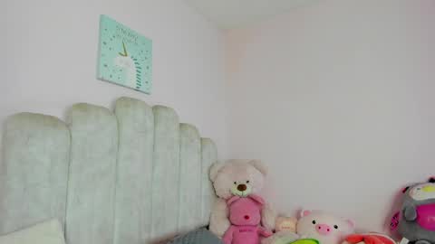 Snapshot of adeline1__ chatting on May 12, 10:29 pm dahia online show from May 12, 10:29 pm